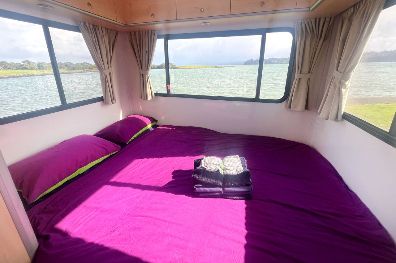 Double bed x3 - Three double beds for a good night’s sleep fit for six. One fixed loft bed and two convertible seating/sleeping areas.