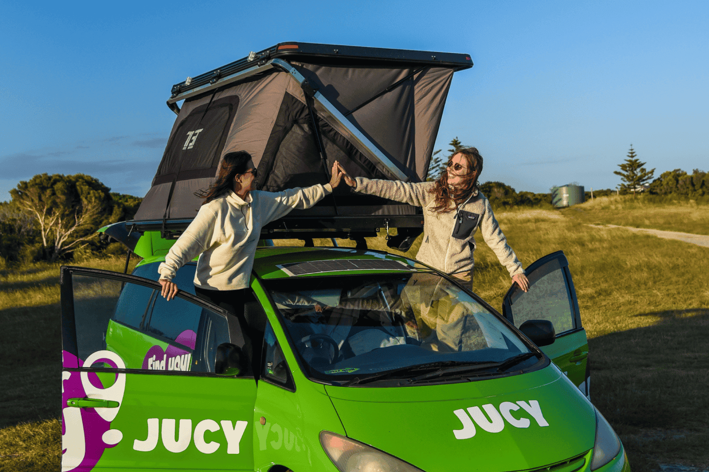 [au] Campervan: 4 Berth Crib+