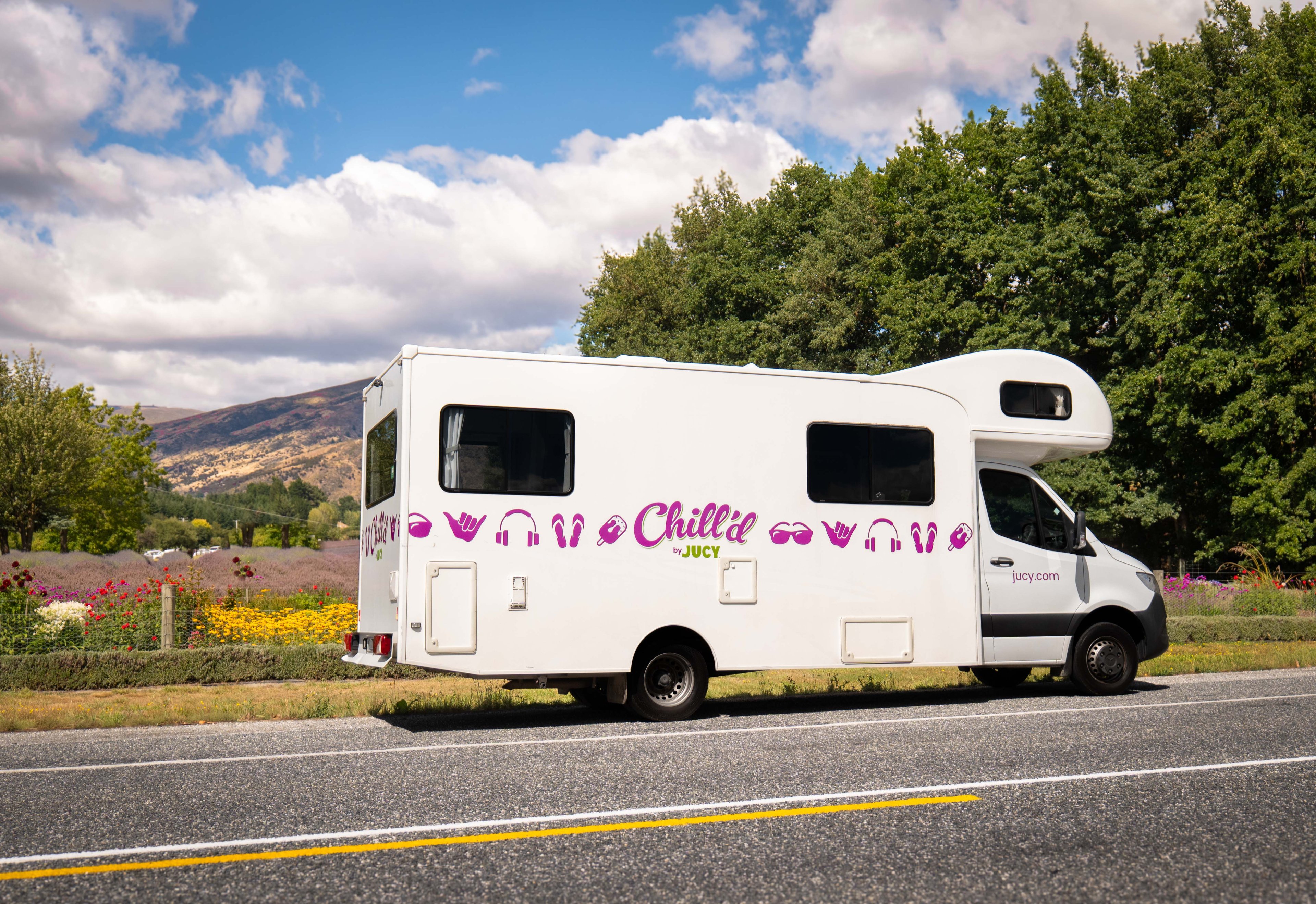 [au] Campervan: 6 Berth Big Kahuna