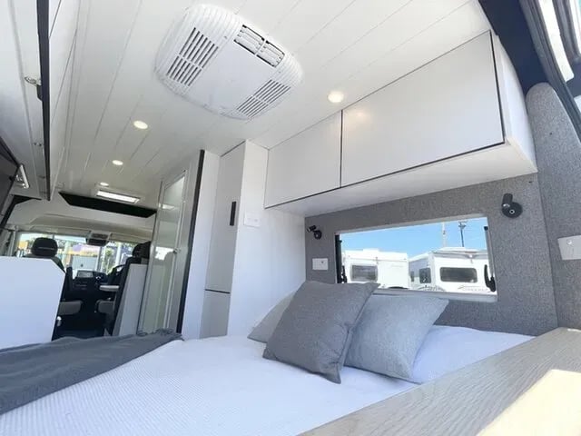 Polaris 2-Berth